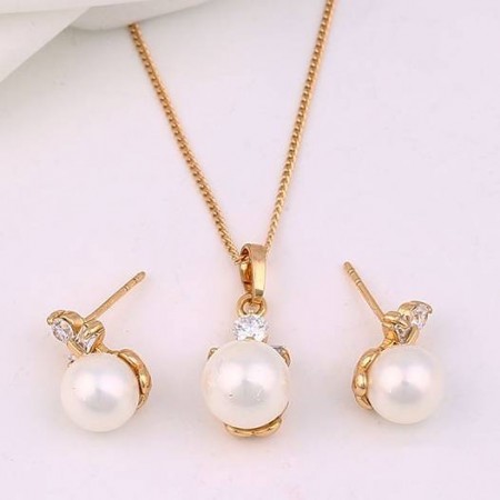 Очаровательный комплект с жемчугом 18К 63421 фото | Brulik