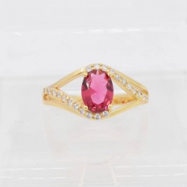 Восхитительное кольцо с фианитами ХР 10-1070-красный корунд