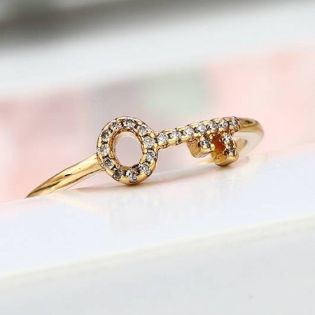 Кольцо "Ключик" с белыми фианитами 13021 фото | Brulik