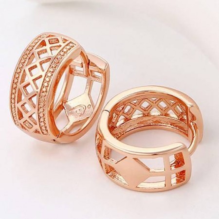 Прелестные серьги-колечки оптом 91039 фото | Brulik