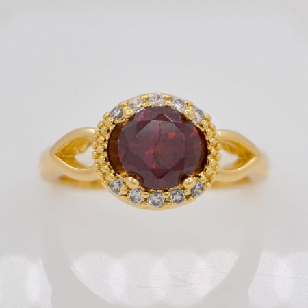 Замечательное кольцо  18К 10-1007 - красный фото | Brulik