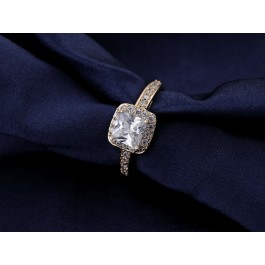 Позолоченное кольцо Italina 578