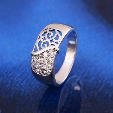 Шикарное элитное кольцо с фианитами 11963  фото | Brulik