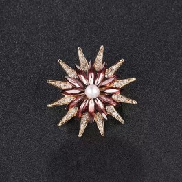 Брошь позолоченная  8654