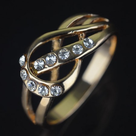 Позолоченное кольцо с фианитами Fallon 8325511 фото | Brulik