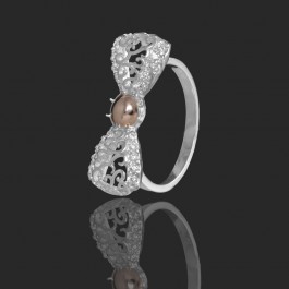 Серебряное кольцо с золотыми вставками 60