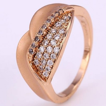 Стильное кольцо с фианитами 12261 фото | Brulik