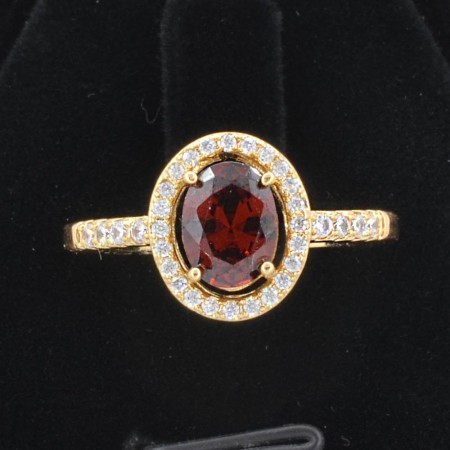 Совершенное элитное кольцо с фианитами 10-1152-красный фото | Brulik