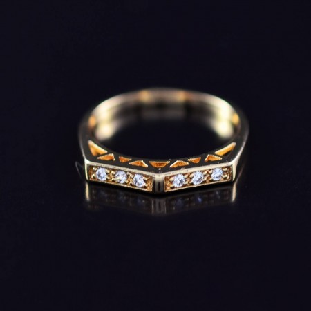 Интересное кольцо с фианитами в позолоте 10-1124 фото | Brulik