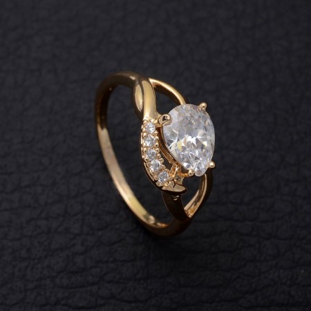 Позолоченное кольцо с фианитом Fallon 83201219 фото | Brulik
