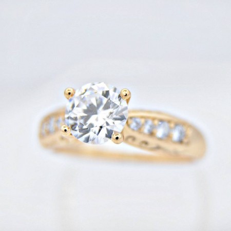 Кольцо "Сharm" 13050-белый фото | Brulik