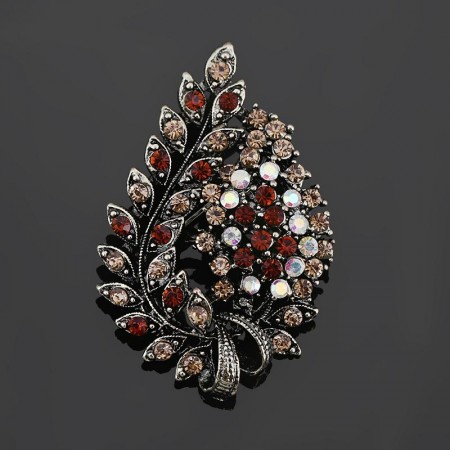 Прекрасная брошь 8276-золотые фианиты фото | Brulik