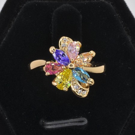 Чудесное позолоченное кольцо с фианитами 18К 10-1131-мультиколор фото | Brulik