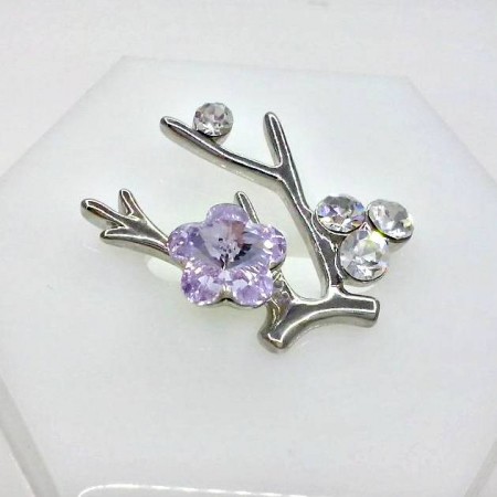 Прекрасная брошь 16805-43-лиловый фото | Brulik