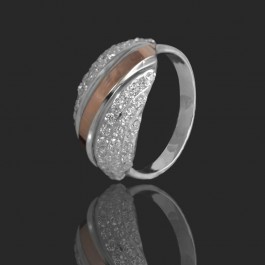 Серебряное кольцо с золотыми вставками 56