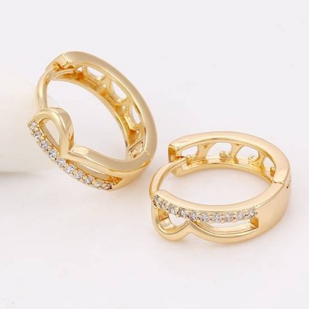 Нежные серьги-колечки с фианитами оптом 90766 фото | Brulik