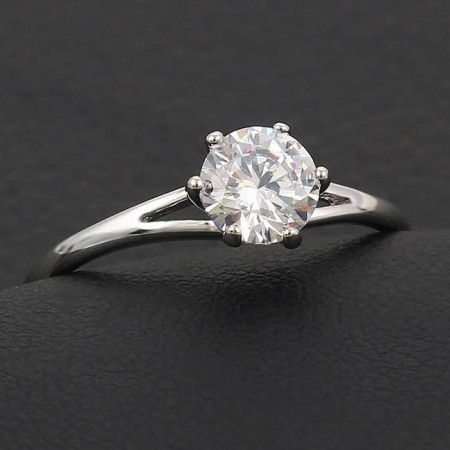 Кольцо с белым фианитом Xuping 13830 фото | Brulik