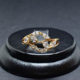 Позолоченное кольцо с белыми фианитами XP 1166