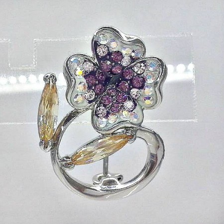 Брошь "Восхитительный Цветок" в белой позолоте 528-80  фото | Brulik