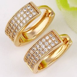 Потрясающе серьги-колечки с фианитами 18К 90184