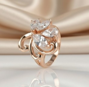 Позолочена каблучка Fallon 8325312 фото | Brulik