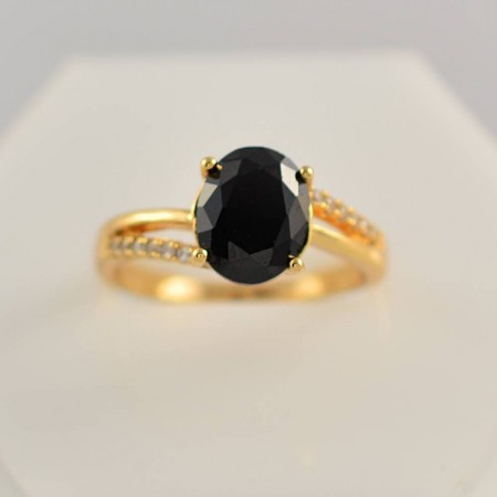 Великолепное кольцо с фианитами в позолоте 10-1921 фото | Brulik