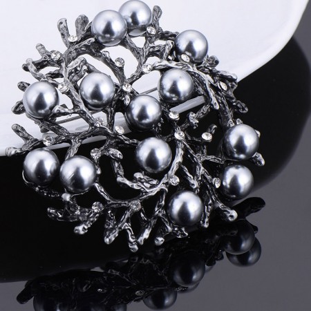 Стильная брошь-8425-черный фото | Brulik