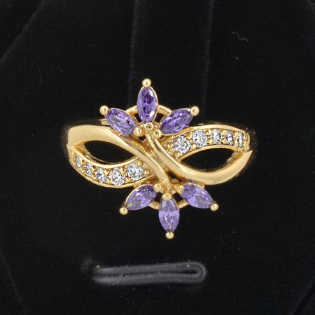 Обворожительное кольцо с фианитами 18К 10-1108-фиолетовый фото | Brulik