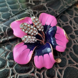 Позолоченная брошь с фианитами  801-63-фиолетовый