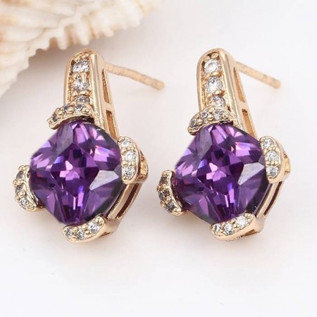 Шикарные ювелирные серьги-гвоздики 91928- фиолетовый  фото | Brulik