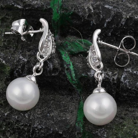Серьги с белыми фианитами и жемчугом 91629 фото | Brulik
