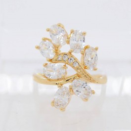 Изящное позолоченное кольцо с фианитами ХР 10-1080-белый